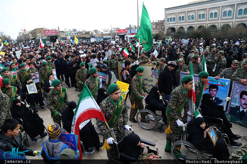 راهپیمایی باشکوه 22 بهمن در قم 