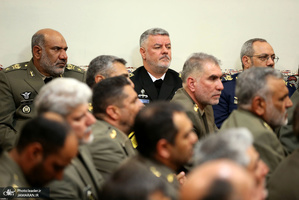 دیدار فرماندهان ارشد ارتش و جمعی از فرماندهان و کارکنان نیروی زمینی با فرمانده کل قوا