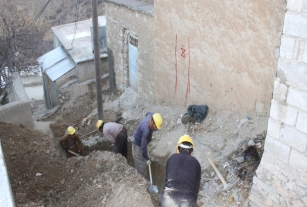 تمام روستاهای مرزی کردستان از نعمت گاز بهره مند هستند