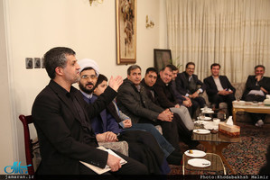 حضور شخصیت های علمی، فرهنگی و سیاسی در منزل آیت الله هاشمی رفسنجانی(ره)