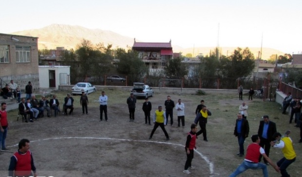 مسابقات بومی و محلی در روستای گردشگری رند ماکو برگزار شد
