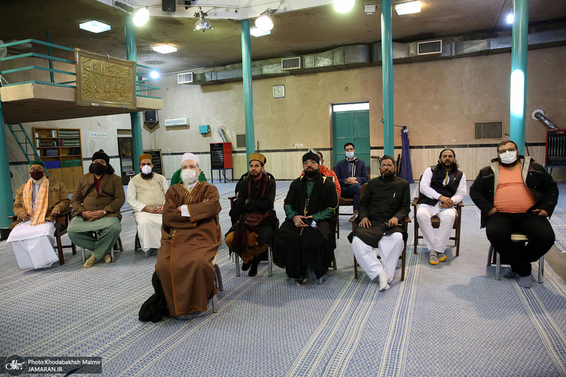بازدید جمعی از علما و شخصیت‌های اهل تصوف کشور هندوستان از جماران