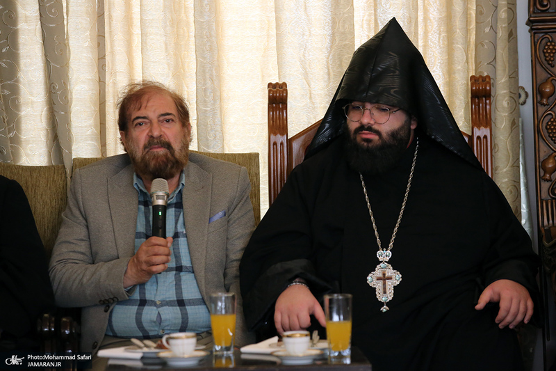 مراسم بزرگداشت امام خمینی (س) در کلیسای «سرکیس مقدس»