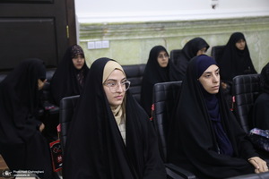 معرفی و بررسی کتاب «معبد زیر زمینی» در نشست عصرانه داستان قم