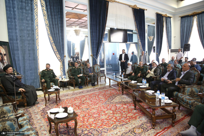 دیدار مسئولان قرارگاه فهمیده با سید حسن خمینی