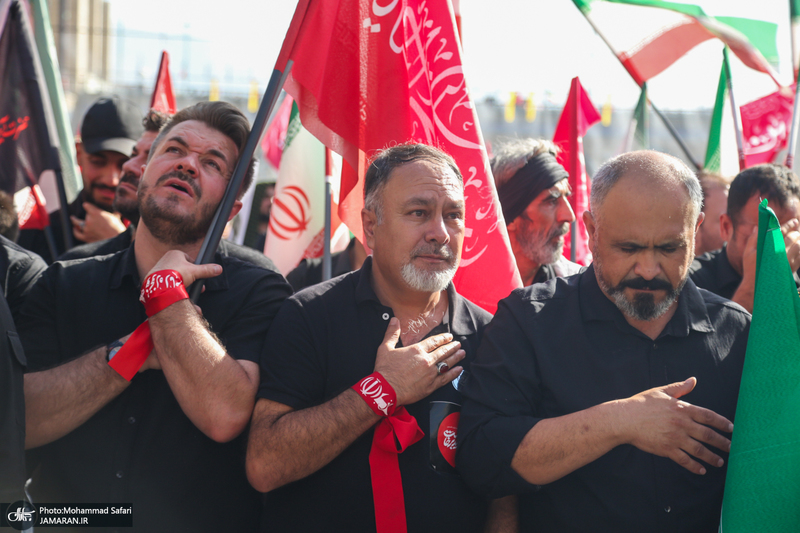 اقامه نماز بر پیکر مطهر رهبر شهید انقلاب