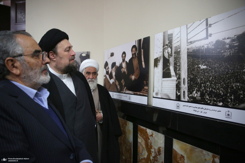 بازدید سید حسن خمینی از نمایشگاع عکس امام امت