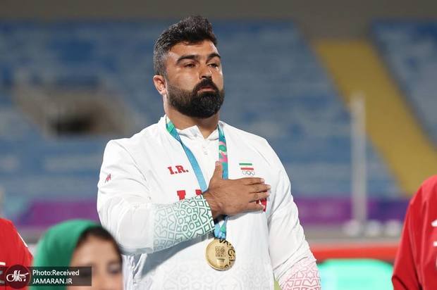 عکس و ویدیو| اقدام جذاب و قشنگ طلایی کاروان ایران در عربستان