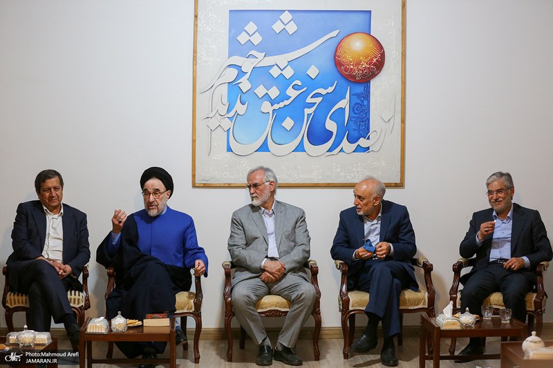 دیدار نوروزی جمعی از وزرای ادوار ایران با سید محمد خاتمی