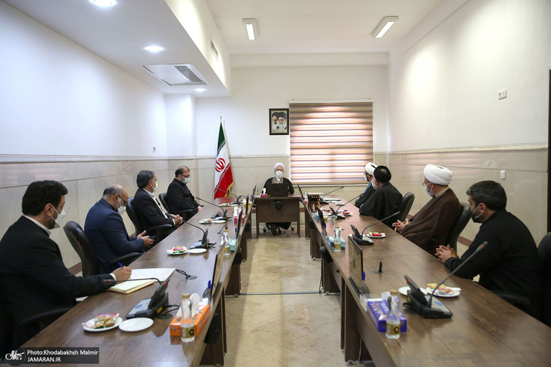 دیدار سرپرست موسسه تنظیم و نشر آثار امام خمینی(ره) با آیت الله اعرافی