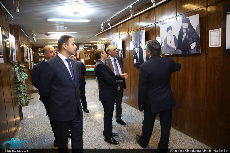 بازدید رئیس سازمان بازرسی کشور آذربایجان از بیت امام خمینی (س) در جماران 