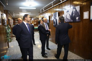 بازدید رئیس سازمان بازرسی کشور آذربایجان از بیت امام خمینی (س) در جماران 