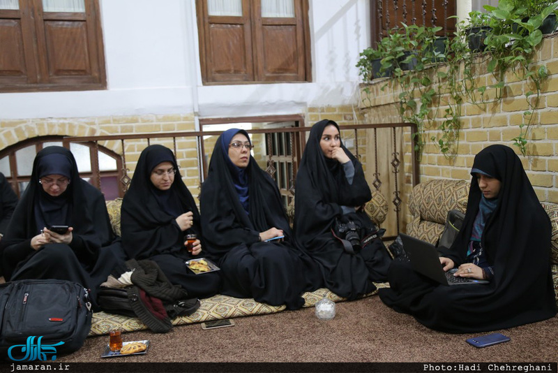 مدیرکل ارشاد و جمعی از اهالی رسانه قم با سید علی خمینی دیدار کردند