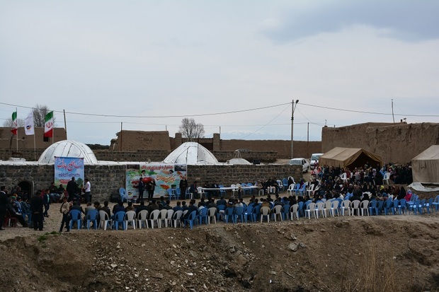 جشنواره نوروزی در حمام پورناک پلدشت برگزار شد