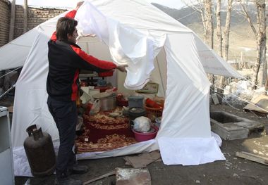 ارسال ۳۰هزار بسته غذایی به مناطق سیل‌زده لرستان