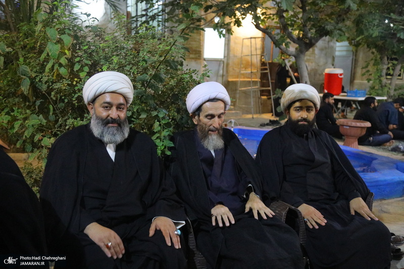 مراسم عزاداری دهه اول ماه صفر در بیت مرحوم آیت الله شاه آبادی‎