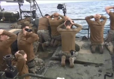  تسلیم شدن ملوانان آمریکایی در کتاب پایه دهم