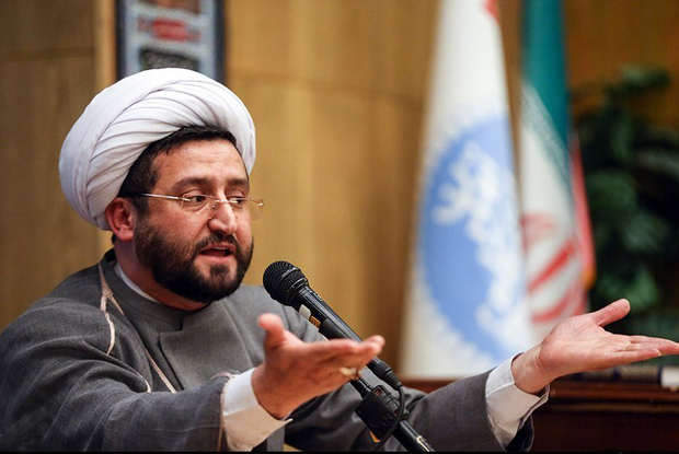 زارع فومنی درگذشت