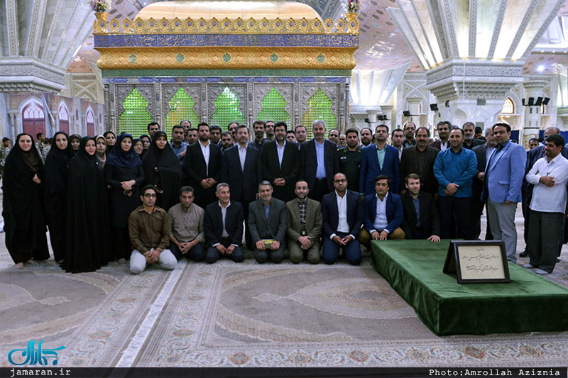 تجدید میثاق فرماندار و معی از کارکنان شهرقدس با آرمان های حضرت امام(س)
