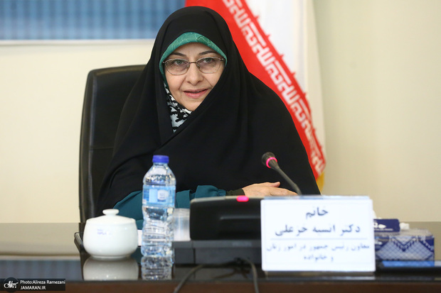 انسیه خزعلی: حضرت امام ایستادگی در مقابل استکبار جهانی را بنیان نهادند/ باید همه پشتیبان دولت باشند و اجازه ندهند شکاف ایجاد شود/ مسئولین به داد مردم برسند