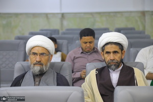 نشست «قرآن و عترت، محور اتحاد مسلمانان در اندیشه امام خمینی(س)» به زبان اردو