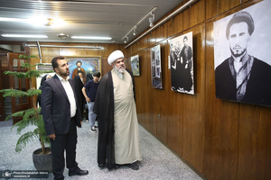 بازدید نماینده آیت الله العظمی یعقوبی از جماران / قیس طایی