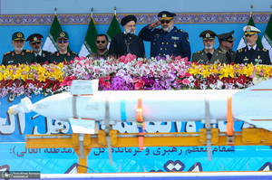مراسم رژه روز ارتش در جوار حرم مطهر امام خمینی (س) - 2