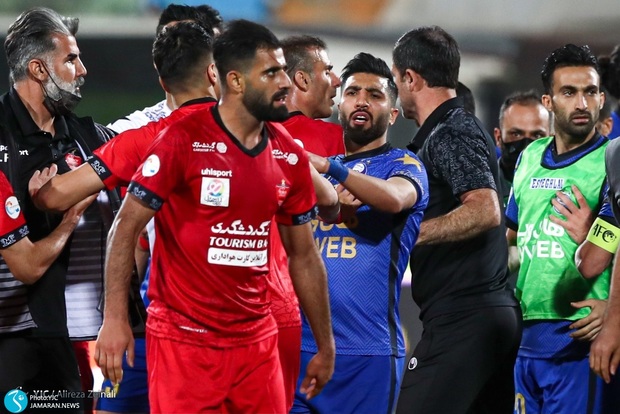 ویدیو/ وثوق احمدی: جریمه بازیکنان را باید خودشان پرداخت کنند
