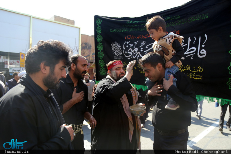 عزاداری آیت الله العظمی وحید خراسانی در سالروز شهادت حضرت فاطمه(س) 