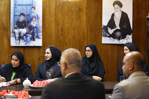 نشست هم اندیشی با ناشران عرب زبان در حسینیه جماران