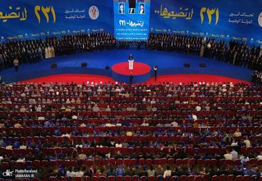 حکیم در آغاز کارزار انتخاباتی جریان حکمت ملی: عراق با وحدت میان شیعه و سنی، عرب و کُرد و ترکمان، مسلمان و مسیحی و صابئی و ایزدی، به عراقی قوی تبدیل شده است