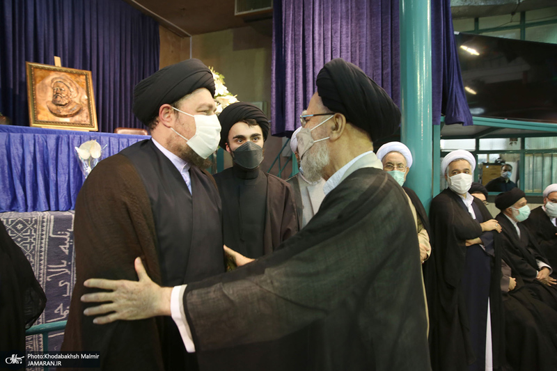 مراسم تشییع حجت الاسلام و المسلمین محتشمی پور در حسینیه جماران