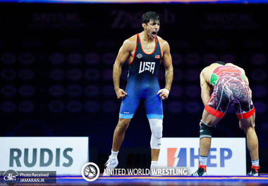 کشتی آزاد قهرمانی جهان| ادامه سلطه آمریکا در 86 کیلوگرم/ شاگرد تیلور قهرمان شد