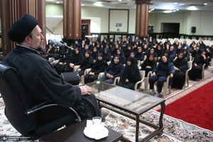 دیدار مدیران و کارکنان نهاد کتابخانه‌های عمومی کشور با سید حسن خمینی