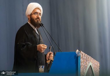 امام جمعه موقت تهران: استحکام و قوام خانواده زمانی شکل می‌گیرد که زیست عفیفانه در آن رعایت شود