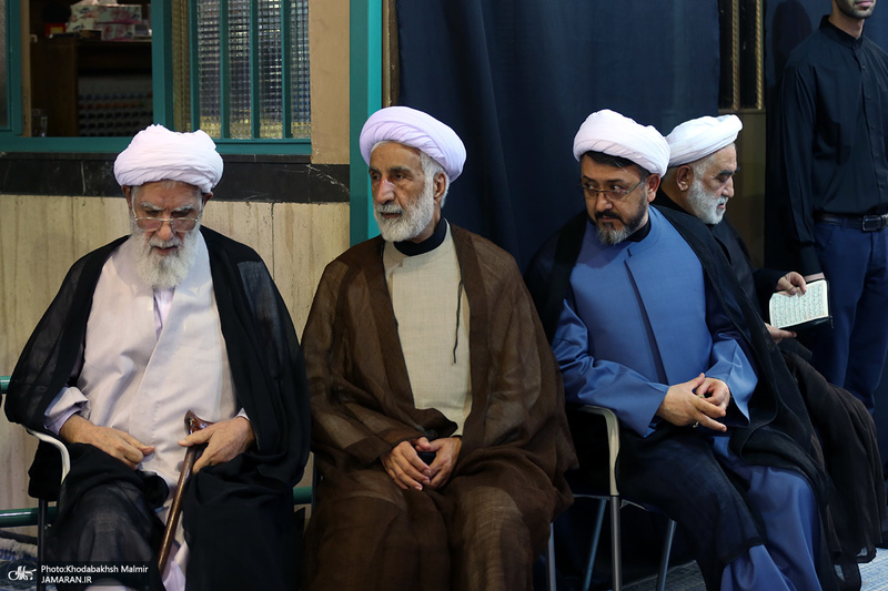 مراسم تشییع آیت الله حسن صانعی (ره) از حسینیه جماران - 2