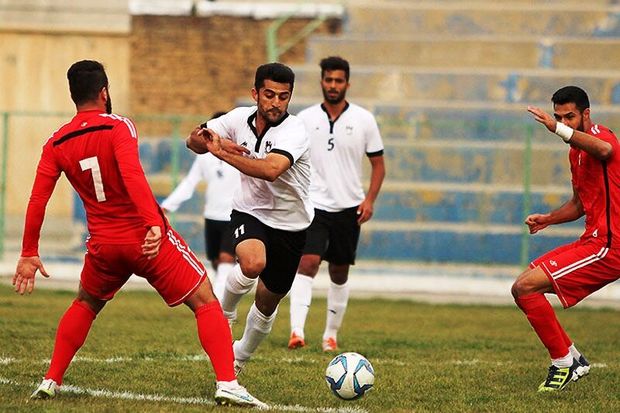 مسابقات فوتبال لیگ برتر بزرگسالان یزد آغاز شد