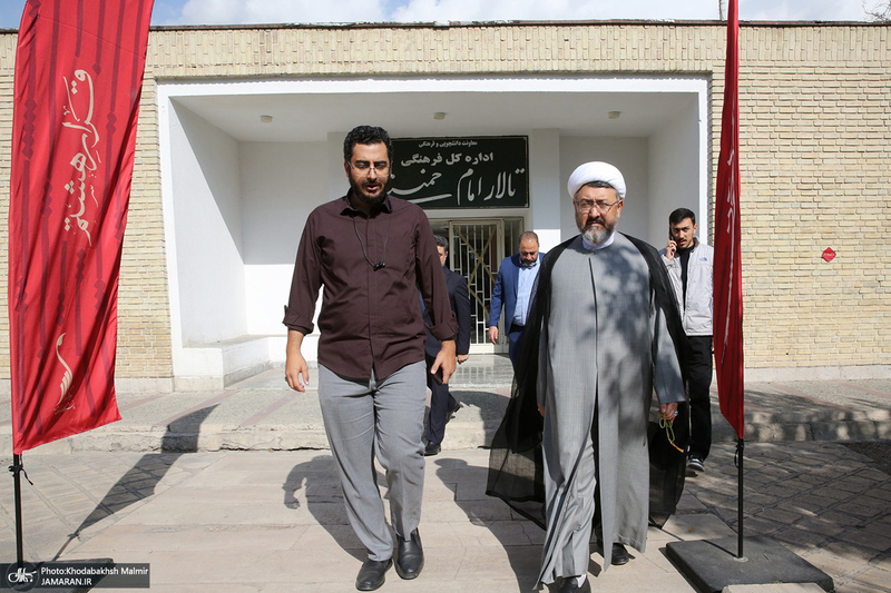 بازدید رئیس موسسه تنظیم و نشر آثار امام خمینی(س) از نمایشگاه خط خون