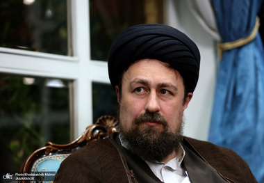 سید حسن خمینی: امام پرچمی است که با نگاه به او راه گم نمی شود/ قدرت دین در جمع میان دنیا و آخرت است/ هر جا دیدید این گونه نیست، آن قرائت از دین نادرست است