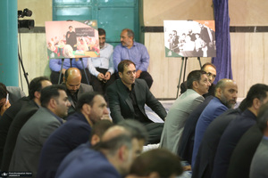 تجدید عهد با آرمان‌های امام خمینی(ره) و بزرگداشت شهدای خدمت در حسینیه جماران