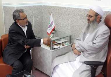 مولوی عبدالحمید: اهل سنت و بلوچ مشتاقانه در انتخابات شرکت می کنند