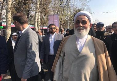 ناطق نوری: این انقلاب با کمک همین جوانان زنده و پویا خواهد ماند