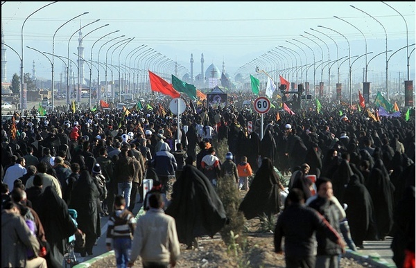 برگشت 200 زائر بدون ویزا از مرز مهران  توزیع 100 هزار بروشور هشدارهای پلیس بین زائران