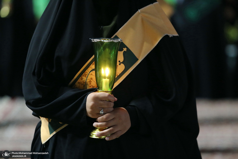 آئین خطبه خوانی شب شهادت امام رضا (ع) در حرم مطهر رضوی