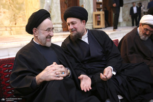 مراسم بیست‌و‌نهمین سالگرد ارتحال حاج سید احمد خمینی و بزرگداشت آیت‌الله بجنوردی در حرم امام