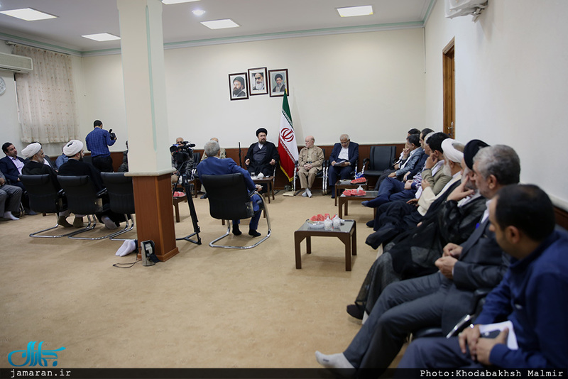 دیدار اعضای شورای مرکزی حزب موتلفه اسلامی با سید حسن خمینی 