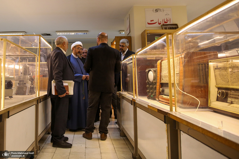 بازدید رئیس موسسه تنظیم و نشر آثار امام خمینی (س) از موسسه اطلاعات