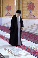 حضور رهبر معظم انقلاب در مرقد مطهر امام خمینی(س) و گلزار شهیدان