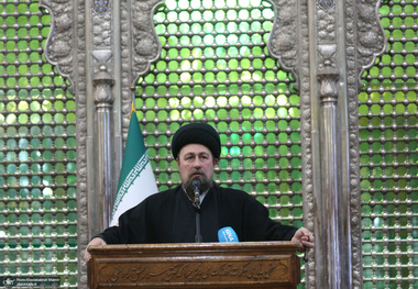 سید حسن خمینی: ان شاء الله مردم در 22 بهمن یک بار دیگر با حضورشان، ایمان خود را در کار گیرند