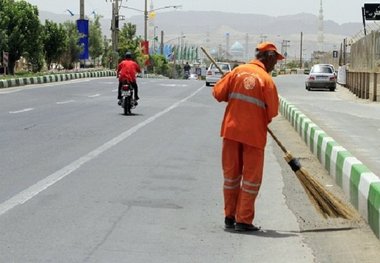 حق کارگران و پاکبانان شهرداری همدان ادا نمی‌شود